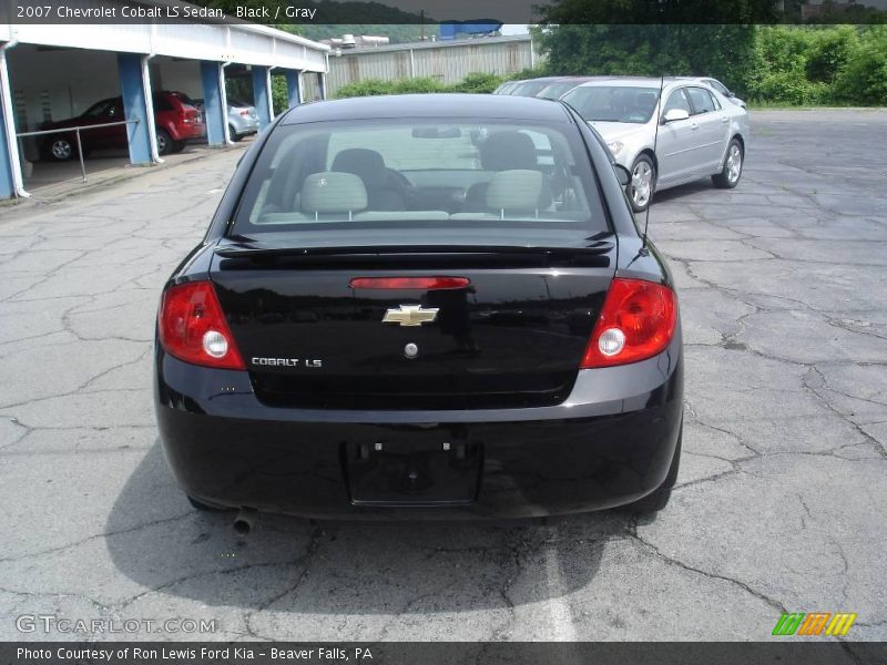 Black / Gray 2007 Chevrolet Cobalt LS Sedan