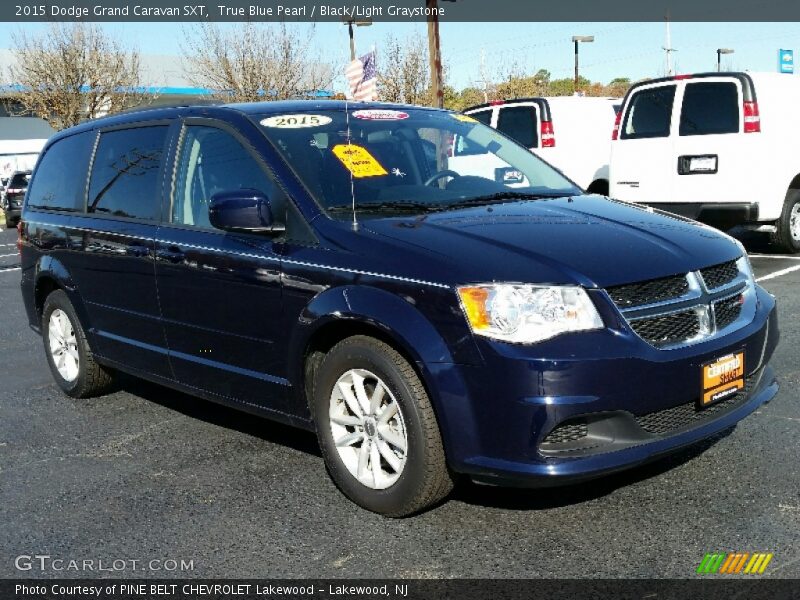 True Blue Pearl / Black/Light Graystone 2015 Dodge Grand Caravan SXT