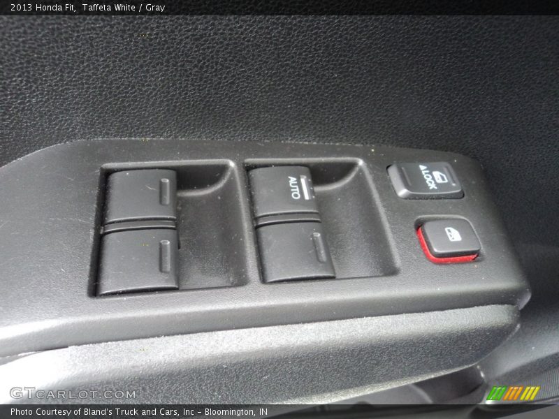 Taffeta White / Gray 2013 Honda Fit