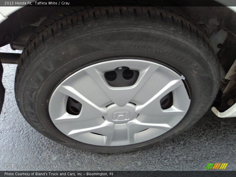 Taffeta White / Gray 2013 Honda Fit
