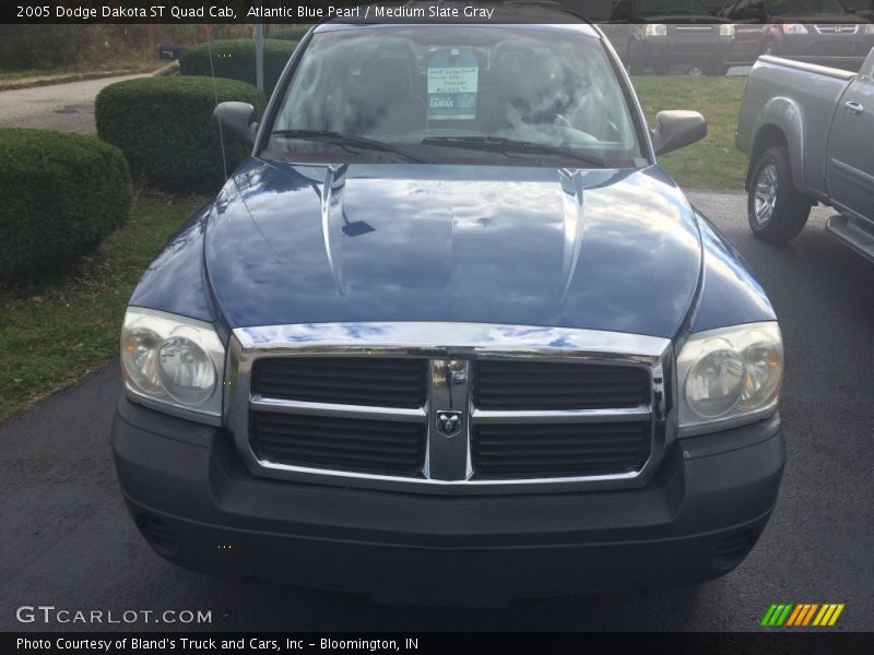 Atlantic Blue Pearl / Medium Slate Gray 2005 Dodge Dakota ST Quad Cab