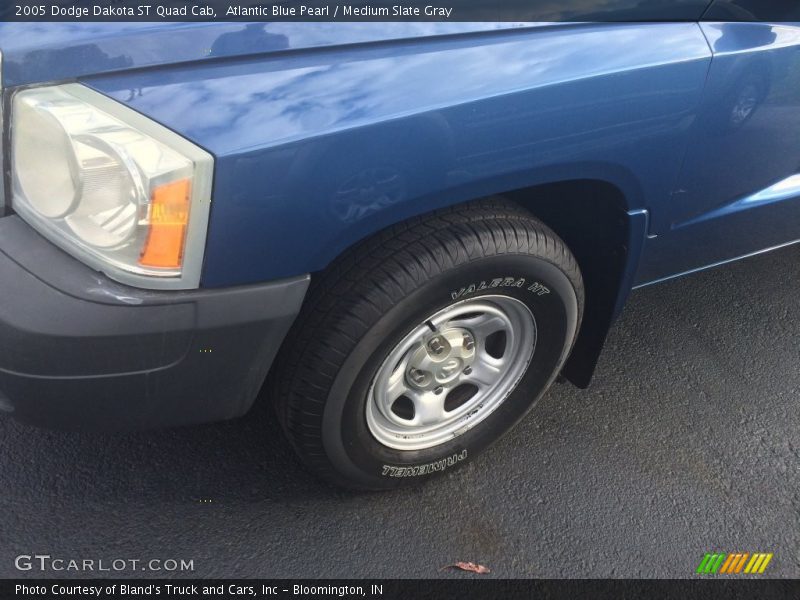 Atlantic Blue Pearl / Medium Slate Gray 2005 Dodge Dakota ST Quad Cab