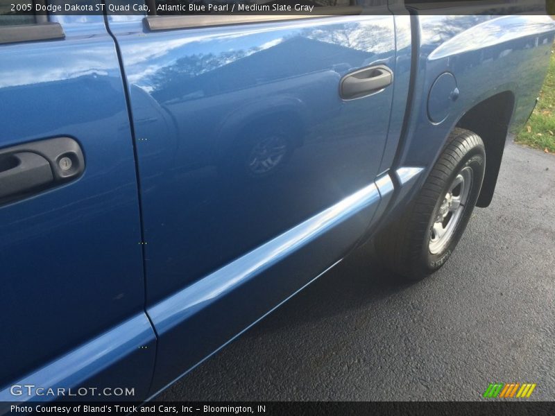 Atlantic Blue Pearl / Medium Slate Gray 2005 Dodge Dakota ST Quad Cab