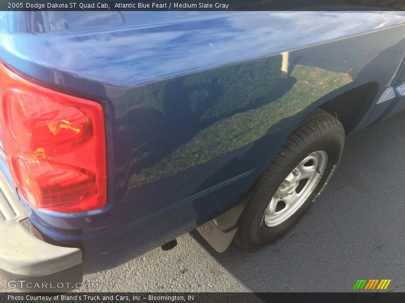 Atlantic Blue Pearl / Medium Slate Gray 2005 Dodge Dakota ST Quad Cab