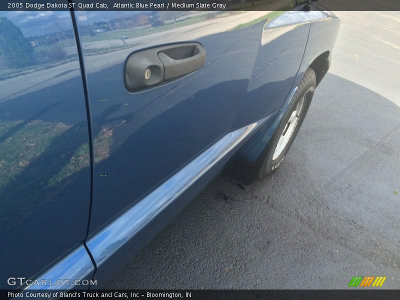 Atlantic Blue Pearl / Medium Slate Gray 2005 Dodge Dakota ST Quad Cab