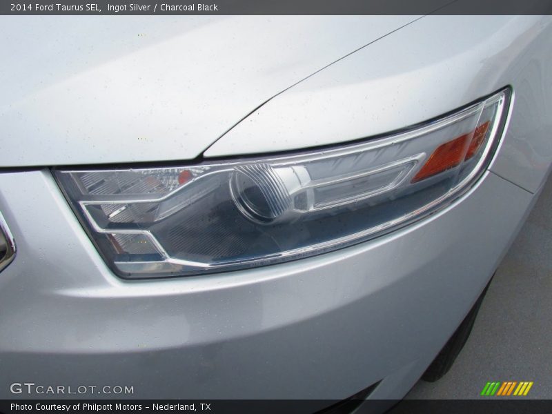 Ingot Silver / Charcoal Black 2014 Ford Taurus SEL