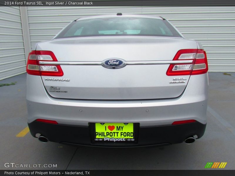 Ingot Silver / Charcoal Black 2014 Ford Taurus SEL