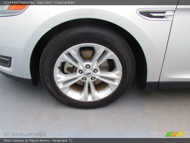 Ingot Silver / Charcoal Black 2014 Ford Taurus SEL