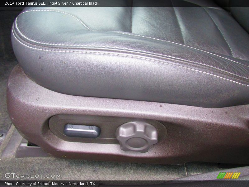 Ingot Silver / Charcoal Black 2014 Ford Taurus SEL