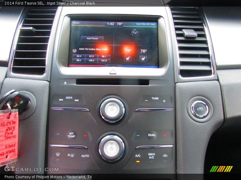 Ingot Silver / Charcoal Black 2014 Ford Taurus SEL