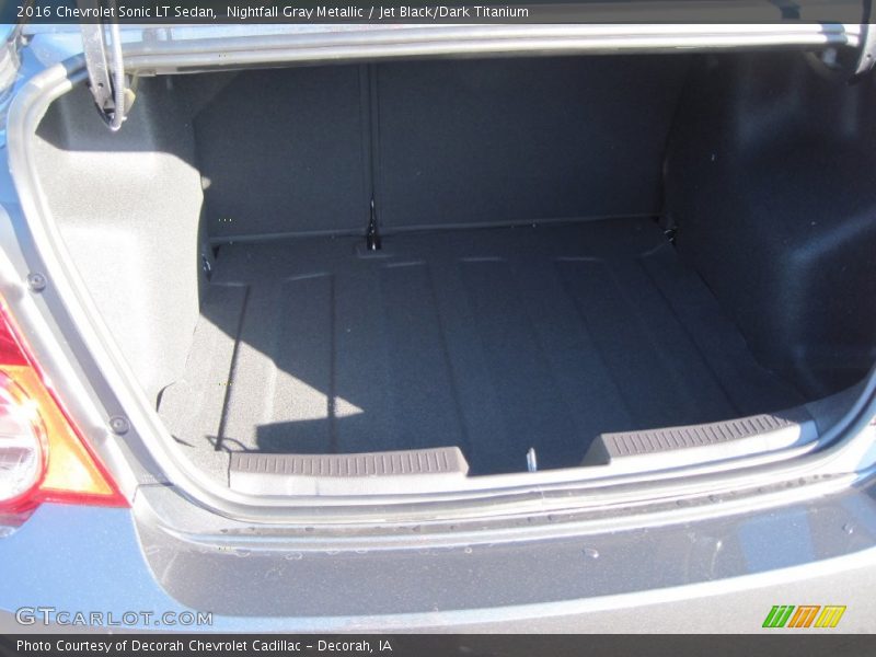 Nightfall Gray Metallic / Jet Black/Dark Titanium 2016 Chevrolet Sonic LT Sedan