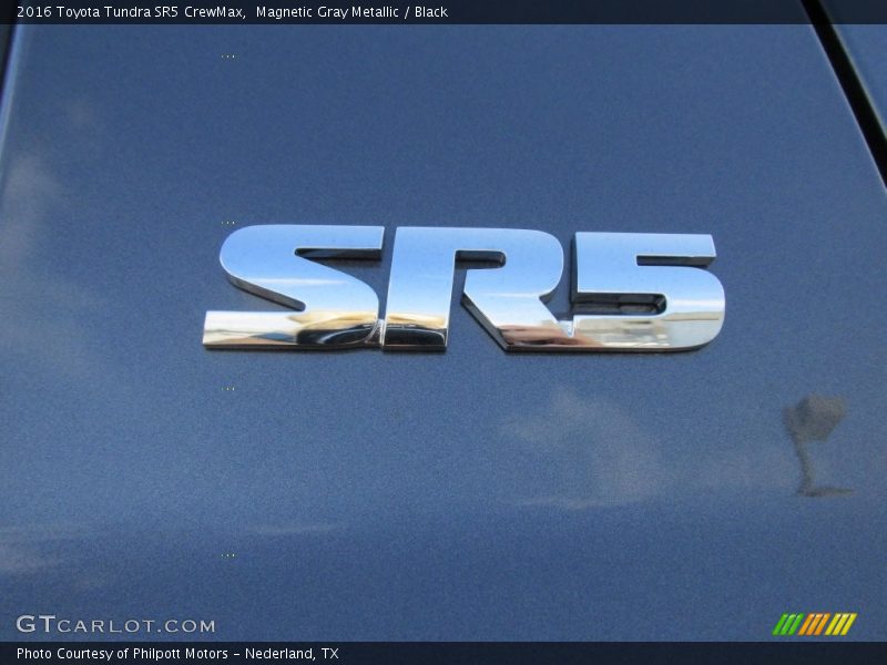 Magnetic Gray Metallic / Black 2016 Toyota Tundra SR5 CrewMax