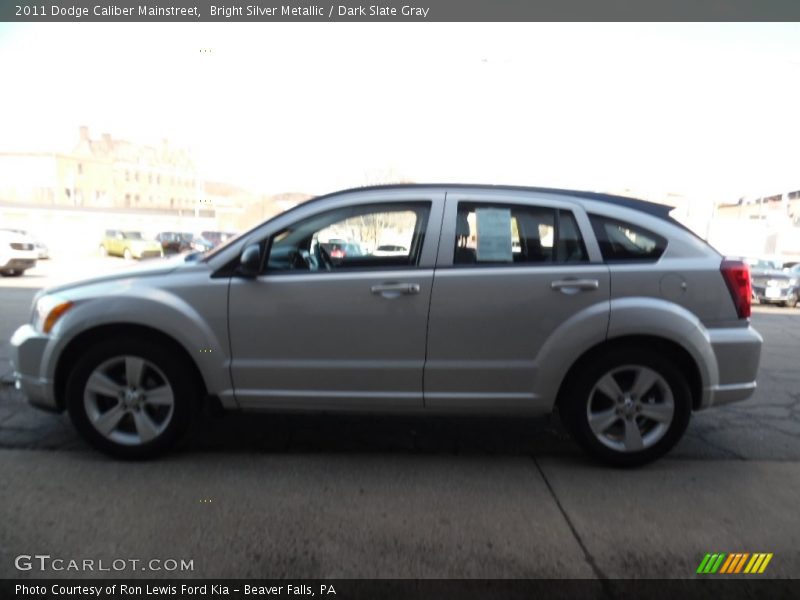 Bright Silver Metallic / Dark Slate Gray 2011 Dodge Caliber Mainstreet