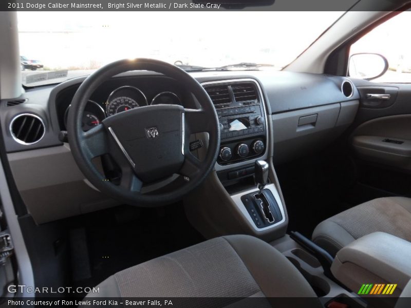 Bright Silver Metallic / Dark Slate Gray 2011 Dodge Caliber Mainstreet
