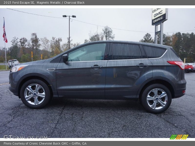 Magnetic Metallic / Charcoal Black 2015 Ford Escape SE