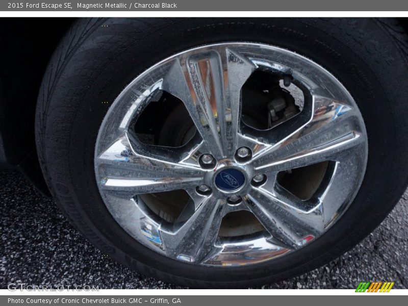 Magnetic Metallic / Charcoal Black 2015 Ford Escape SE