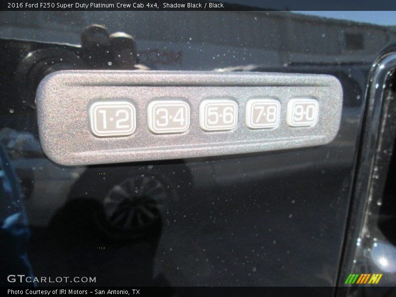 Shadow Black / Black 2016 Ford F250 Super Duty Platinum Crew Cab 4x4
