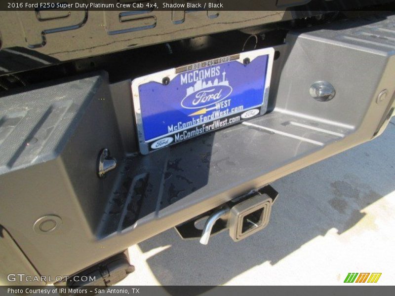Shadow Black / Black 2016 Ford F250 Super Duty Platinum Crew Cab 4x4