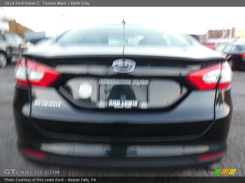 Tuxedo Black / Earth Gray 2014 Ford Fusion S