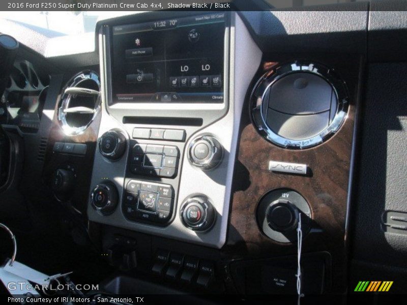 Shadow Black / Black 2016 Ford F250 Super Duty Platinum Crew Cab 4x4