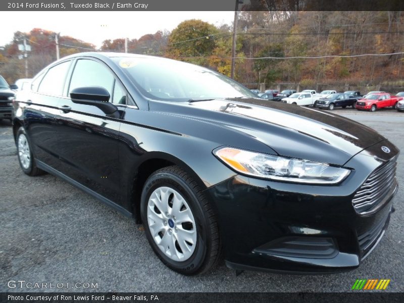Tuxedo Black / Earth Gray 2014 Ford Fusion S