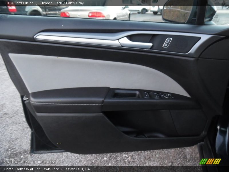 Tuxedo Black / Earth Gray 2014 Ford Fusion S
