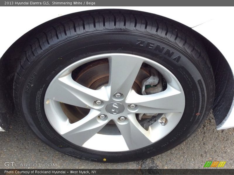 Shimmering White / Beige 2013 Hyundai Elantra GLS