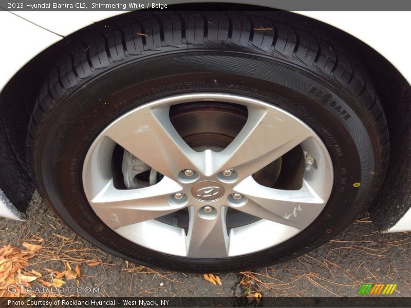 Shimmering White / Beige 2013 Hyundai Elantra GLS