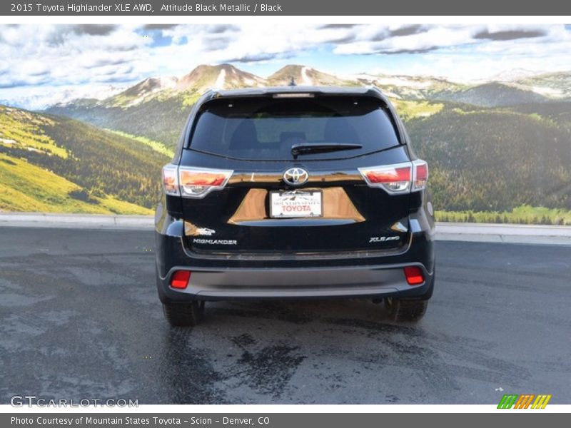 Attitude Black Metallic / Black 2015 Toyota Highlander XLE AWD