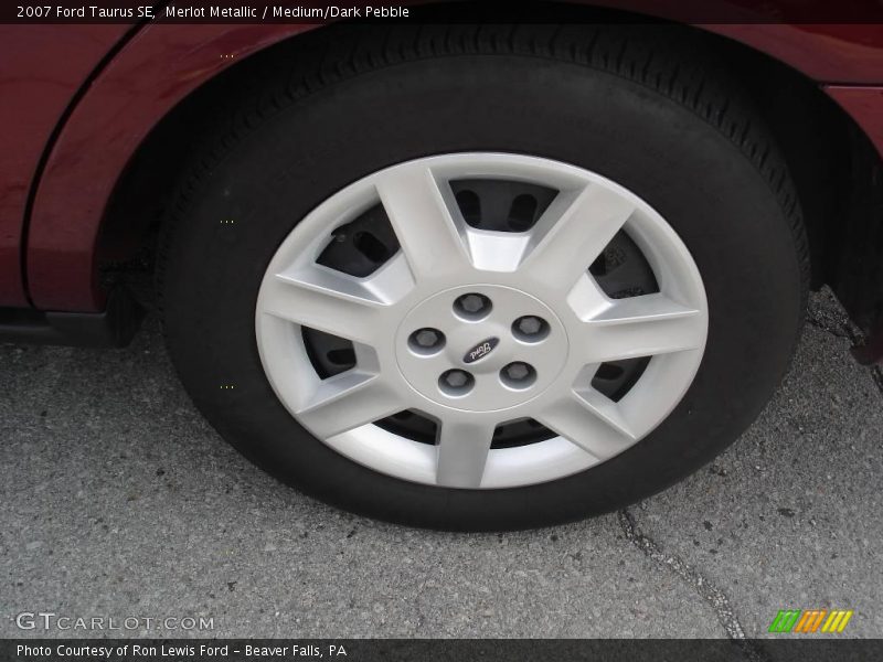 Merlot Metallic / Medium/Dark Pebble 2007 Ford Taurus SE