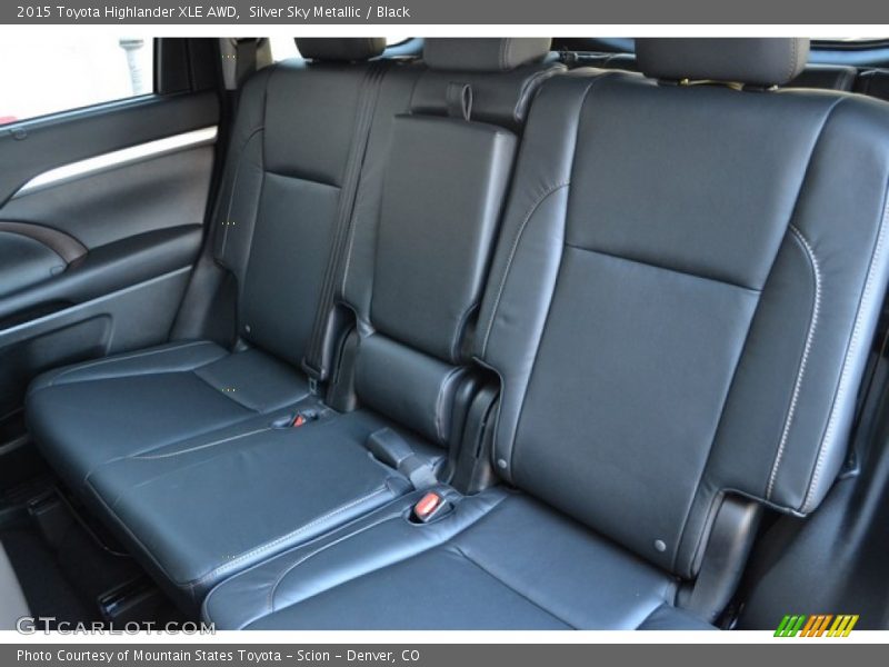 Silver Sky Metallic / Black 2015 Toyota Highlander XLE AWD
