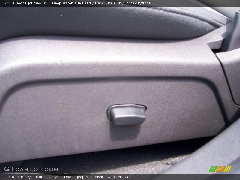 Deep Water Blue Pearl / Dark Slate Gray/Light Graystone 2009 Dodge Journey SXT