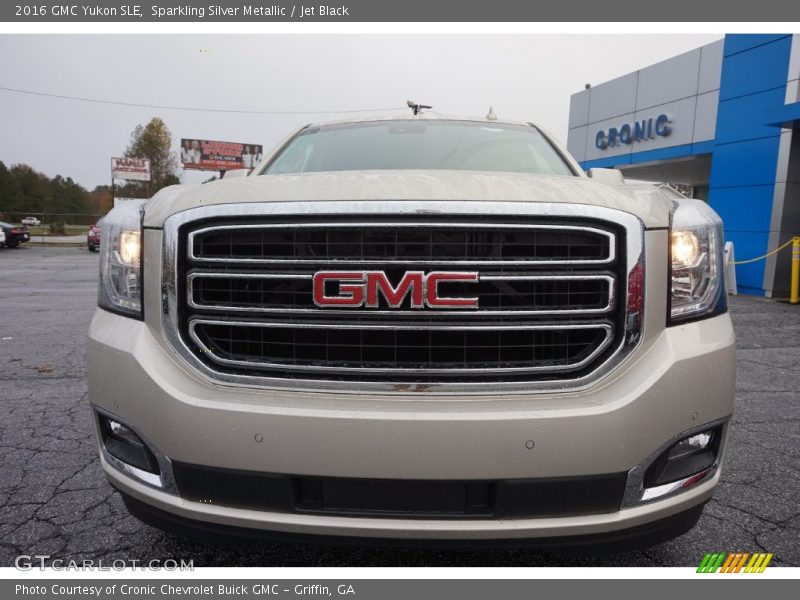 Sparkling Silver Metallic / Jet Black 2016 GMC Yukon SLE