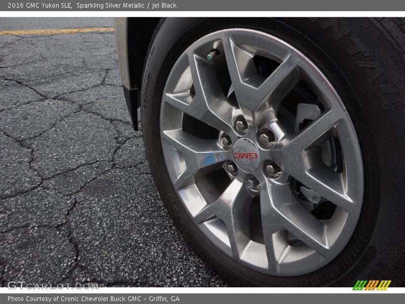 Sparkling Silver Metallic / Jet Black 2016 GMC Yukon SLE