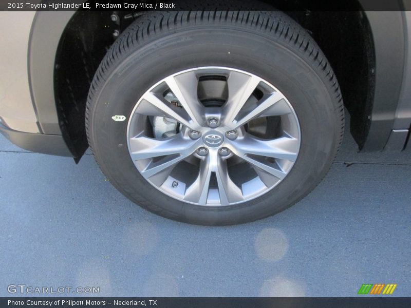 Predawn Gray Mica / Black 2015 Toyota Highlander LE