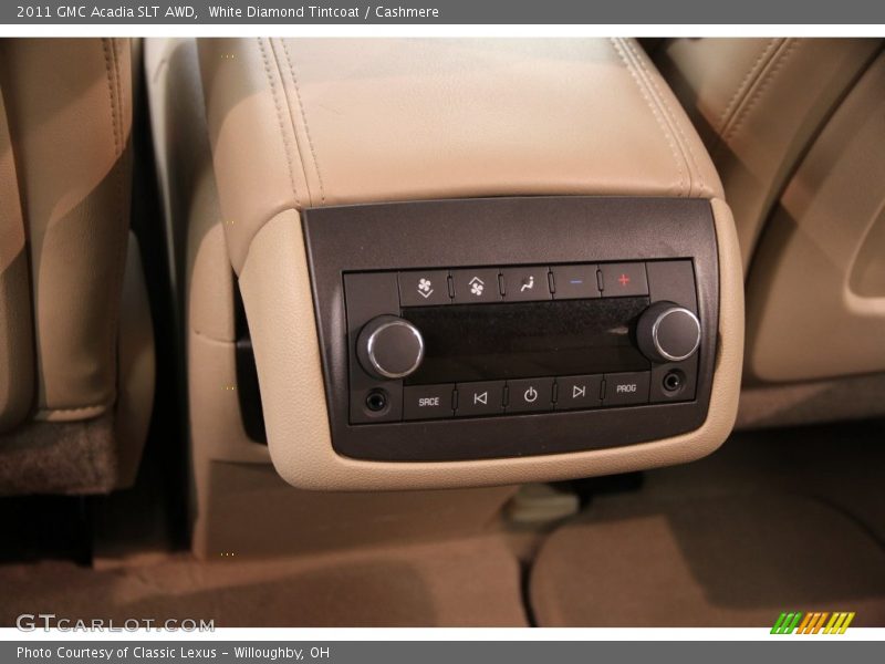 White Diamond Tintcoat / Cashmere 2011 GMC Acadia SLT AWD