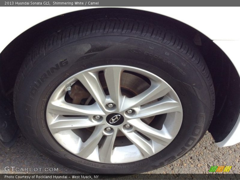 Shimmering White / Camel 2013 Hyundai Sonata GLS