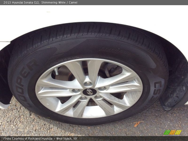 Shimmering White / Camel 2013 Hyundai Sonata GLS