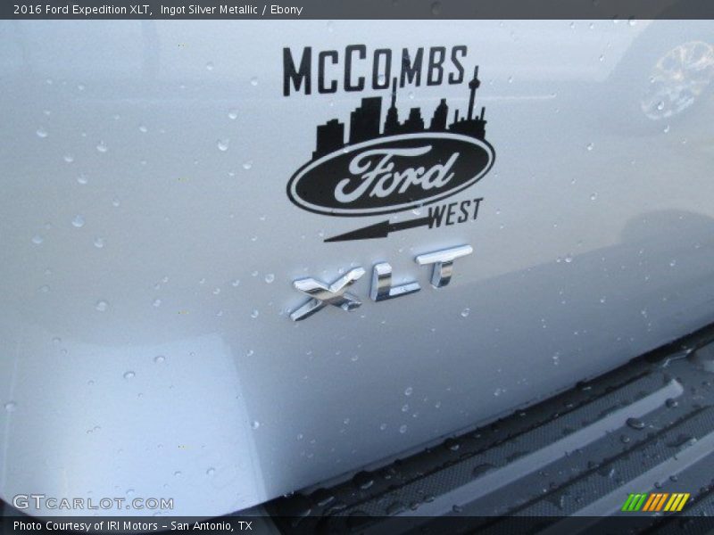Ingot Silver Metallic / Ebony 2016 Ford Expedition XLT