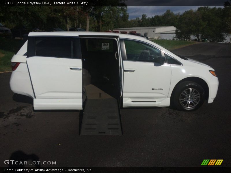 Taffeta White / Gray 2013 Honda Odyssey EX-L