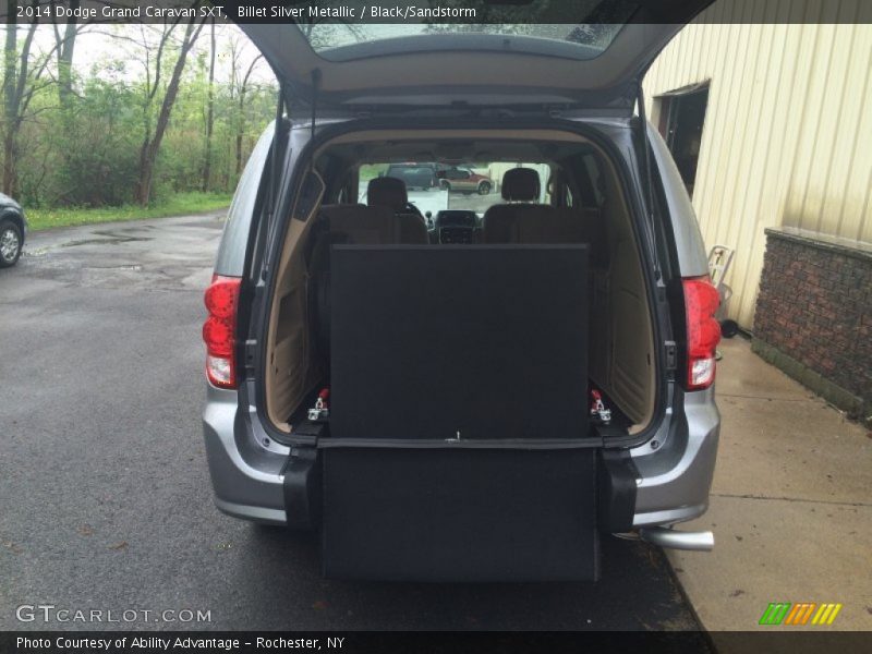 Billet Silver Metallic / Black/Sandstorm 2014 Dodge Grand Caravan SXT