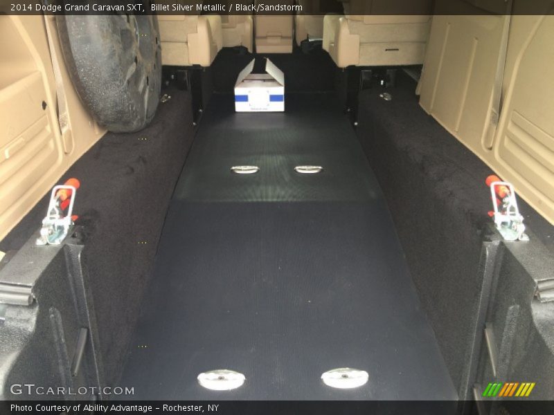 Billet Silver Metallic / Black/Sandstorm 2014 Dodge Grand Caravan SXT
