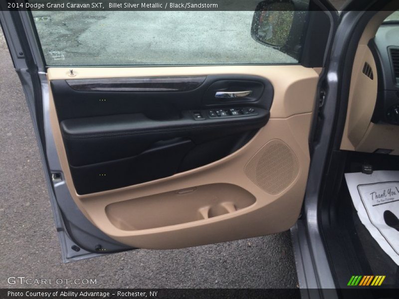 Billet Silver Metallic / Black/Sandstorm 2014 Dodge Grand Caravan SXT