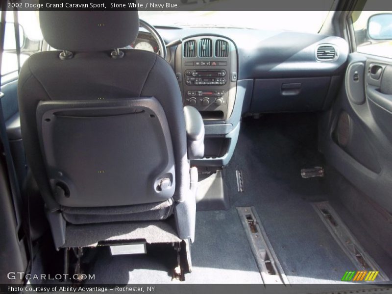 Stone White / Navy Blue 2002 Dodge Grand Caravan Sport