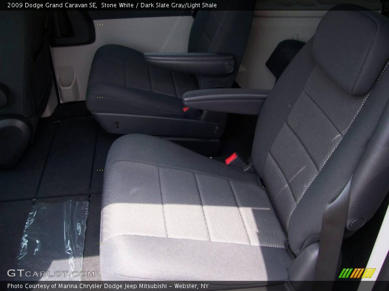 Stone White / Dark Slate Gray/Light Shale 2009 Dodge Grand Caravan SE