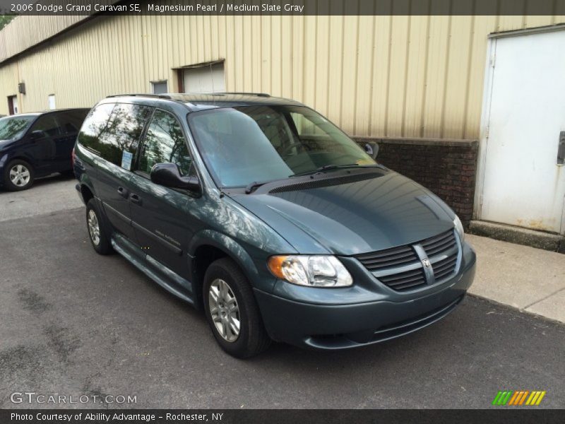 Magnesium Pearl / Medium Slate Gray 2006 Dodge Grand Caravan SE