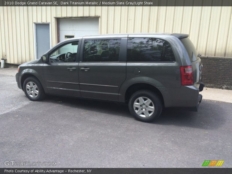 Dark Titanium Metallic / Medium Slate Gray/Light Shale 2010 Dodge Grand Caravan SE