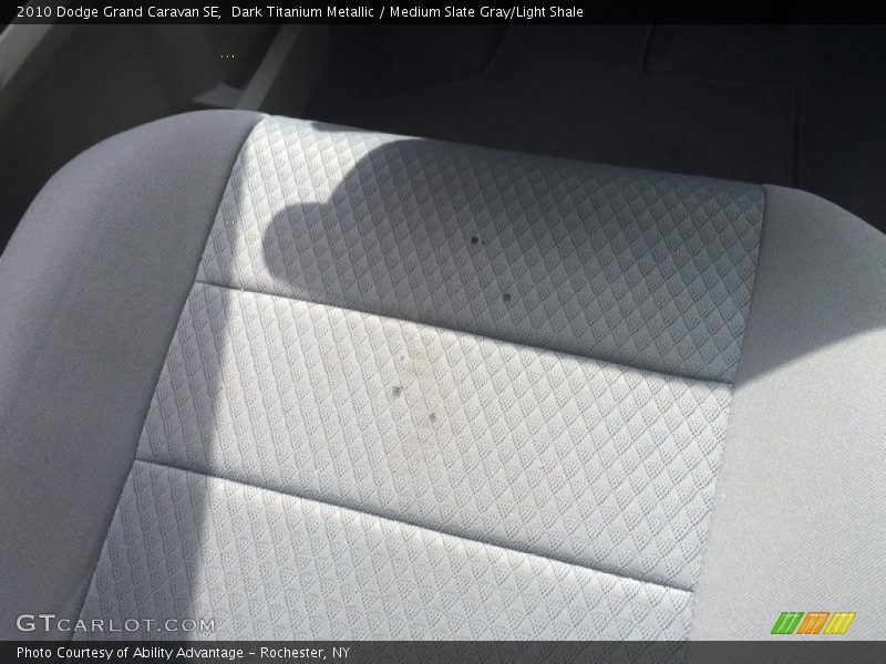 Dark Titanium Metallic / Medium Slate Gray/Light Shale 2010 Dodge Grand Caravan SE