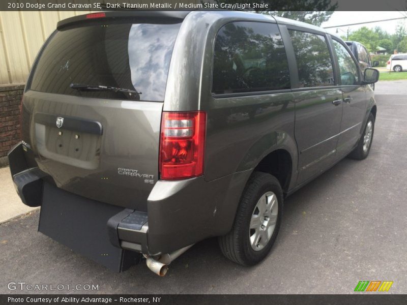 Dark Titanium Metallic / Medium Slate Gray/Light Shale 2010 Dodge Grand Caravan SE