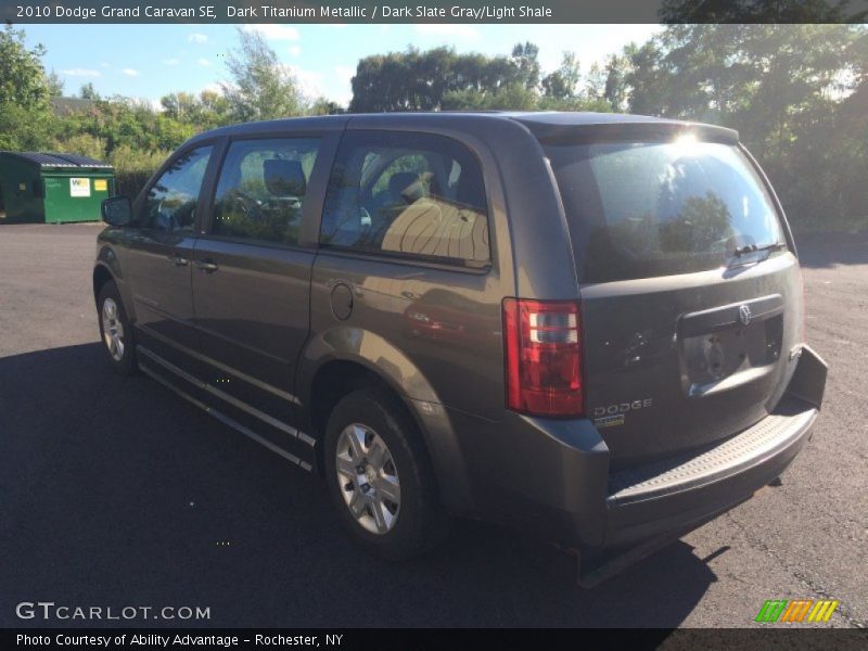Dark Titanium Metallic / Dark Slate Gray/Light Shale 2010 Dodge Grand Caravan SE